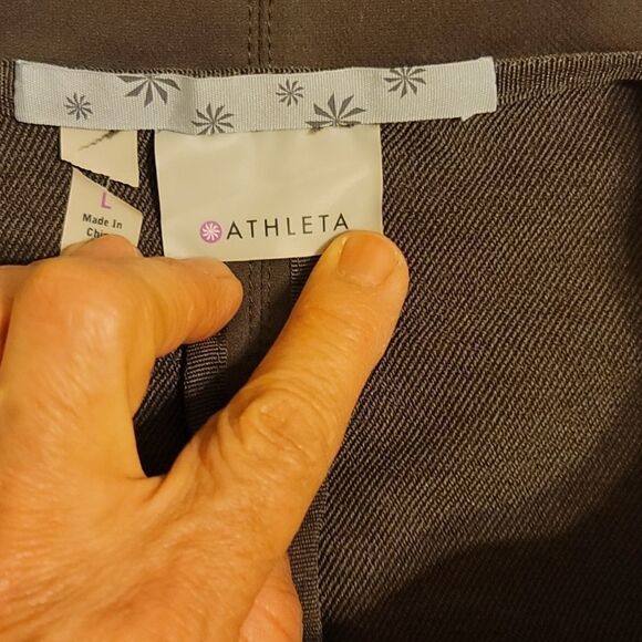 Athleta on the move olive green motto jacket size large. - Picture 6 of 12